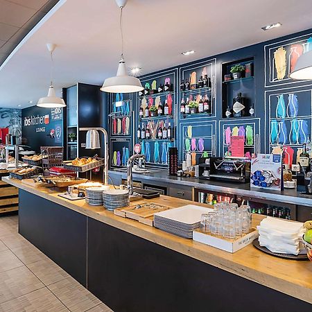 Hotel Ibis Lisboa Parque Das Nacoes Екстериор снимка