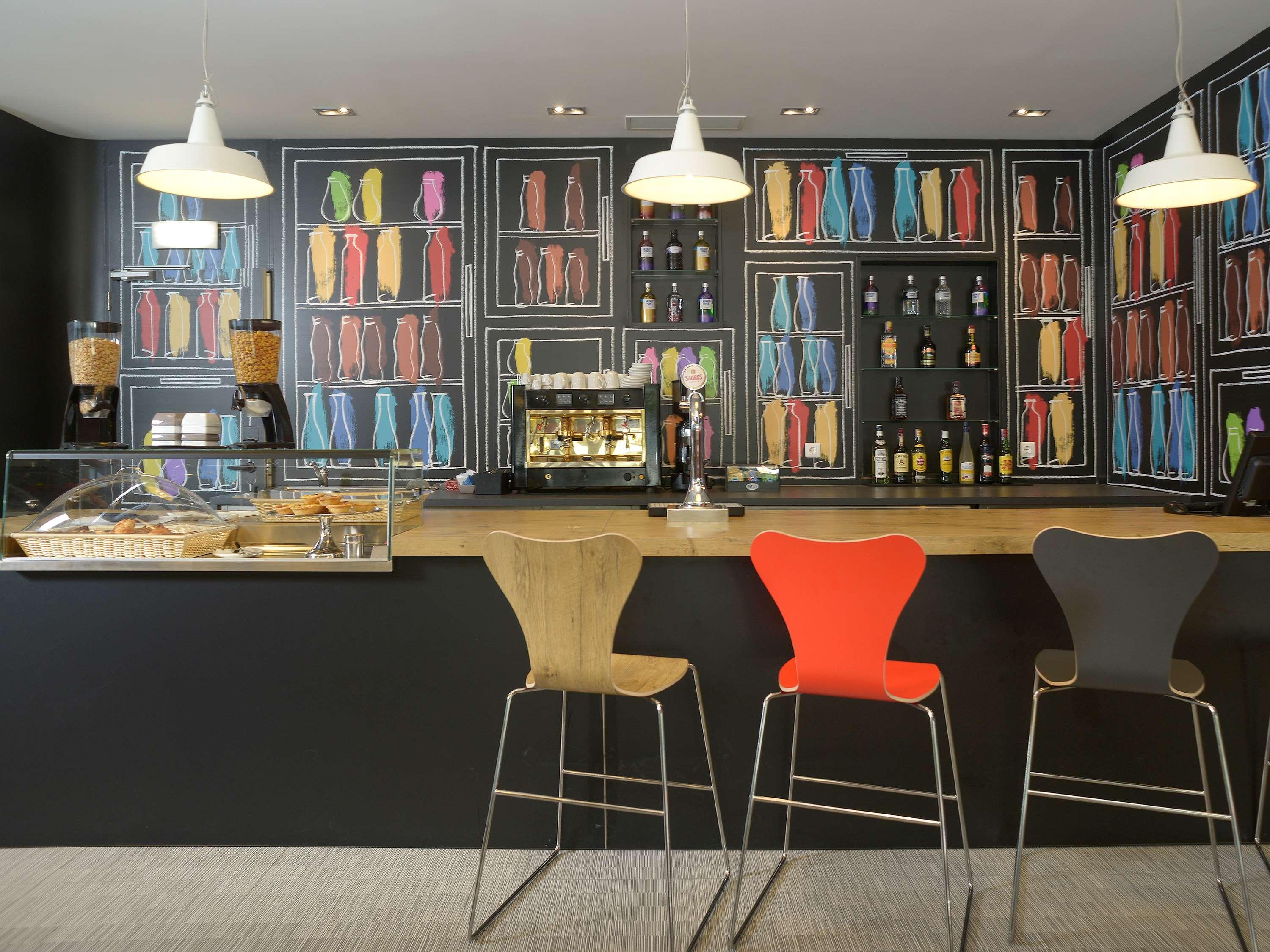 Hotel Ibis Lisboa Parque Das Nacoes Екстериор снимка