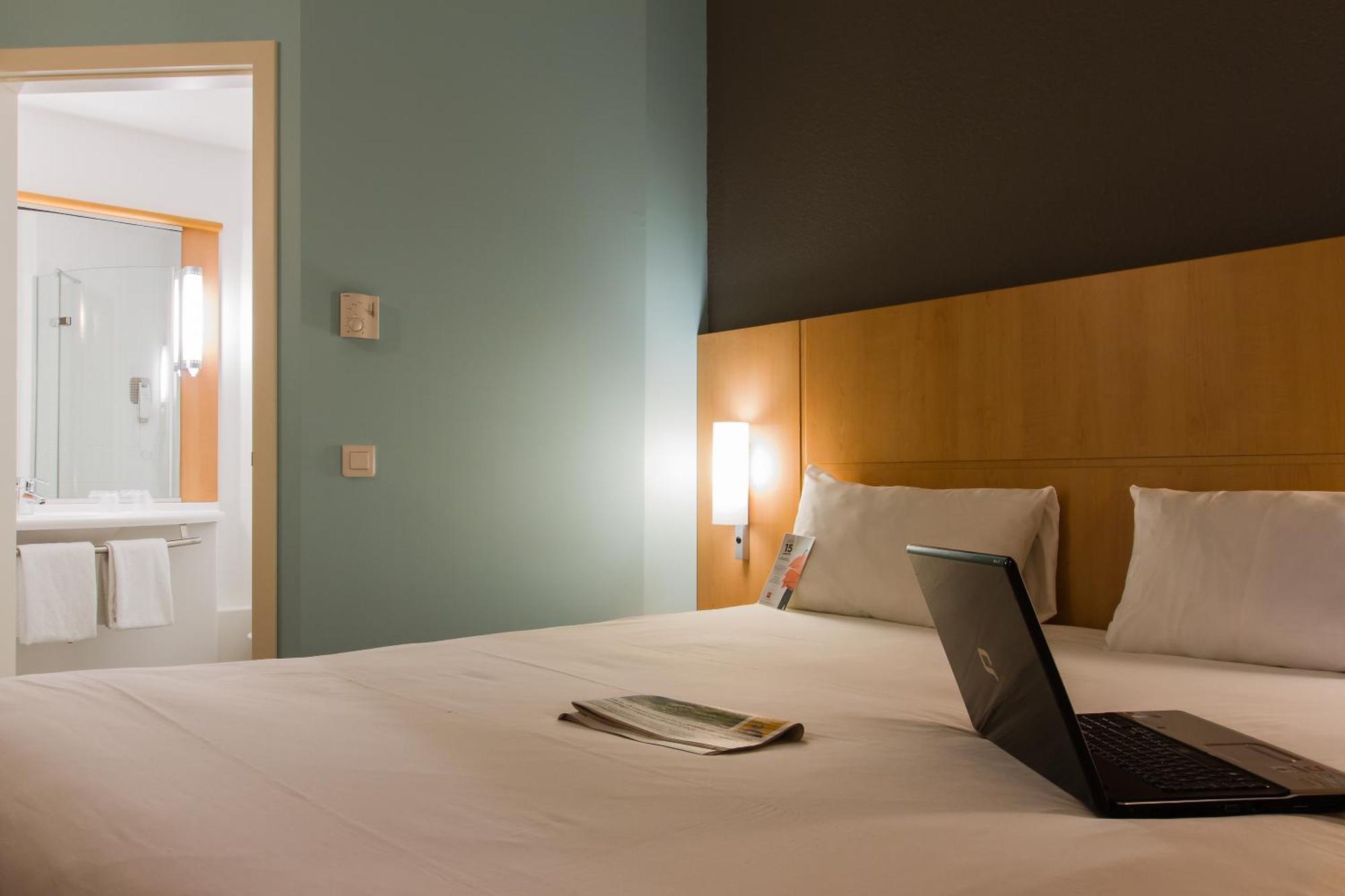 Hotel Ibis Lisboa Parque Das Nacoes Екстериор снимка