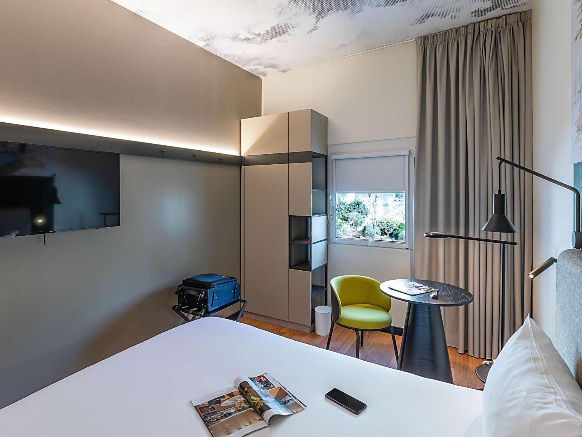 Hotel Ibis Lisboa Parque Das Nacoes Екстериор снимка
