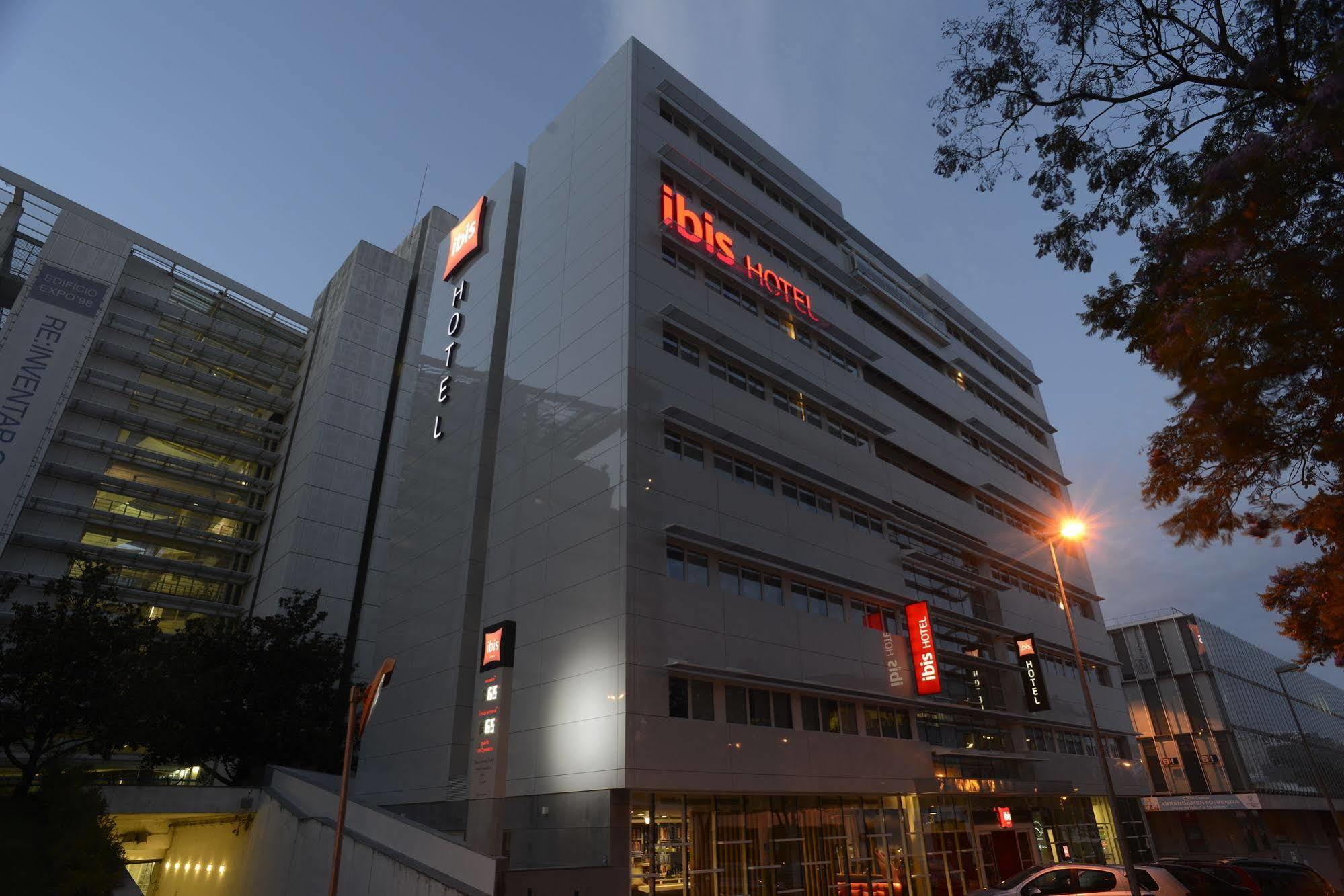 Hotel Ibis Lisboa Parque Das Nacoes Екстериор снимка